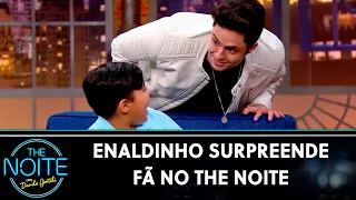 Fã de Enaldinho foi surpreendido com a presença do youtuber no The Noite | The Noite (20/05/22)