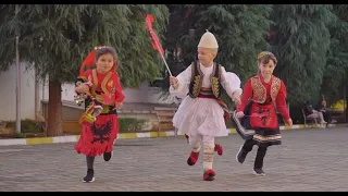 Himni i Flamurit-kolegji “Turgut Ozal” Albanian National Anthem