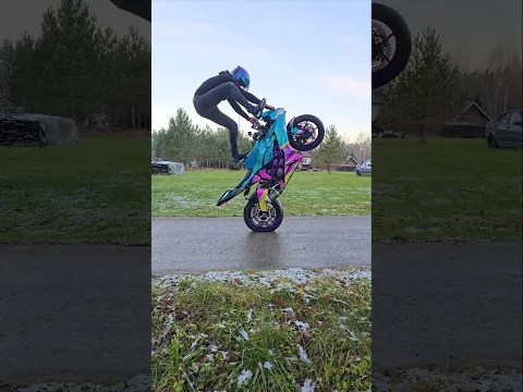 Super strange wheelie combo