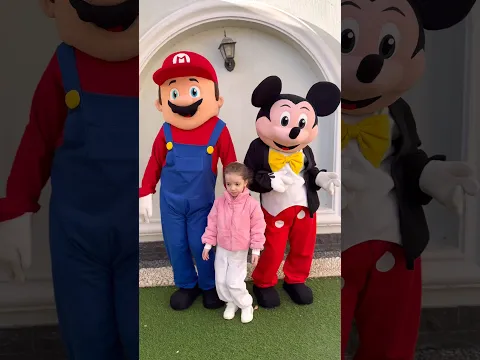 بشحدو حتى يساعدو الفقراء 😂