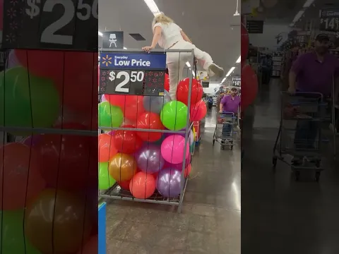 Funny Walmart video @kingjafi_rock