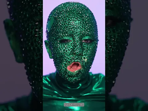 The girl wore a face mask made of diamonds🤯