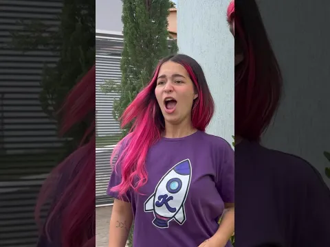 ELA NUNCA VAI APRENDER😂