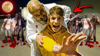 ME ATACAN ZOMBIES EN LA VIDA REAL !! *apocalipsis zombie* Exi
