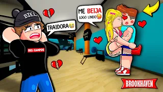 Minha NAMORADA era a INTERESSEIRA da ACADEMIA... BROOKHAVEN RP Roblox