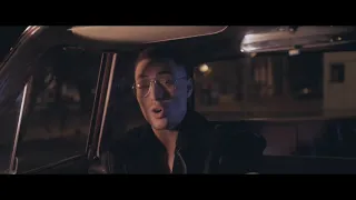 Fran Silva - Un Besito (Official Video)