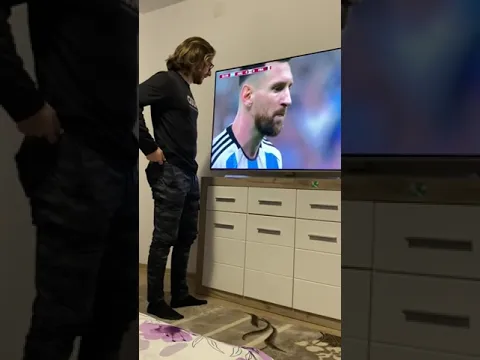 iRaphahell il incurajeaza pe MESSI!
