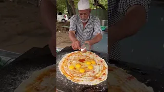 Hardworking uncle making biggest egg dosa | Indian street food