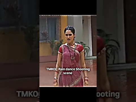 बारिश में दया भाभी की शूटिंग 🎥😱 #tarakmehtakaultachashma #tmkoc #dayaben #barish #behindthescenes