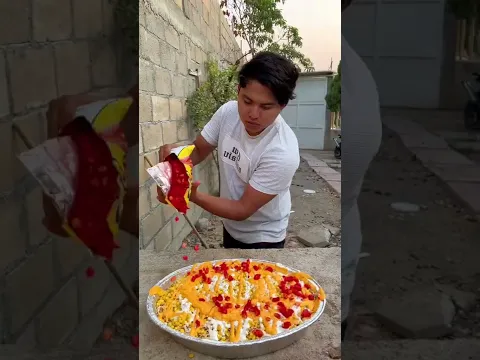¡PREPARANDO UN ANTOJITO CON UNA MARUCHAN!