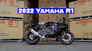 UNBOXING - 2022 Yamaha R1