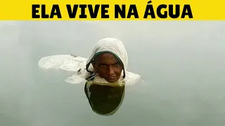 Ela vive dentro da água há mais de 20 anos