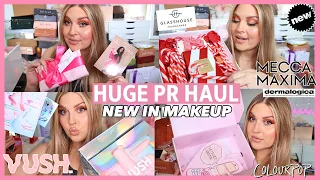 NEW IN MAKEUP & giveaway 🎁 PR Haul & Unboxing!