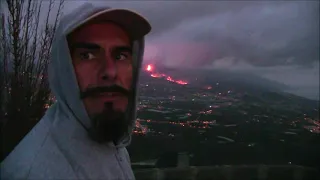 La Palma new earthquake. The volcano is getting stronger. Another city is evacuated. Canary islands