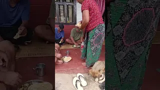 यसरी खाइन्छ गाउ घरमा 