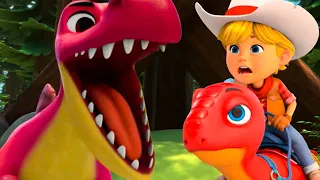 ¡Thunderfoot tiene hambre! | Dino Ranch Español
