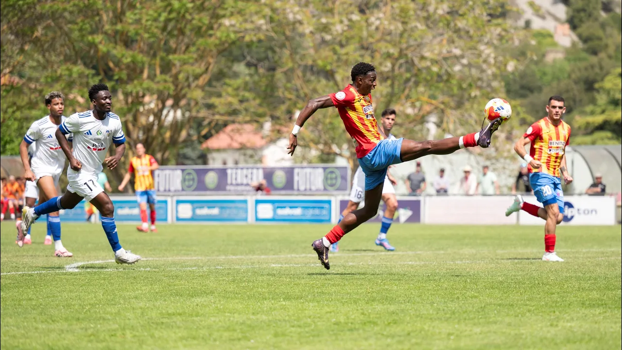 Adeu al ‘play-off’ per al Tona el dia d’un retorn molt emotiu