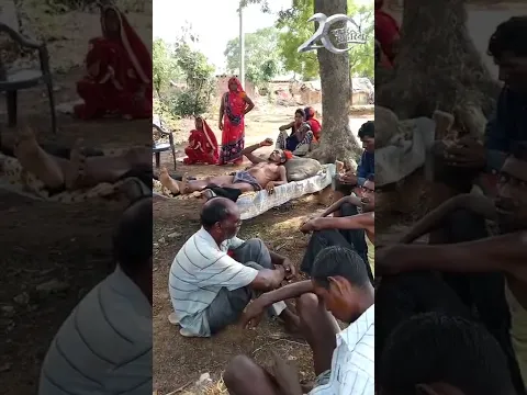 प्रयागराज: बिना गोल्डन कार्ड नहीं पा रहा इलाज | KhabarLahariya