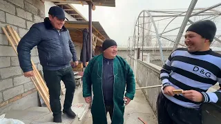 ОХУНОВ ТВ ХОНАДОНИДАГИ ХУРОЗ СИРЛАРИ ФОШ БУЛДИ ХАЙРАТДАМАН ТУЛИК ВЕДИО