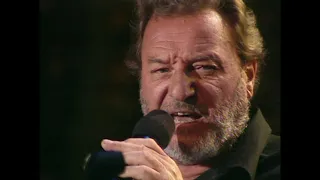 Patricio Manns interpreta "Arriba en la Cordillera" | Festival del Huaso de Olmué