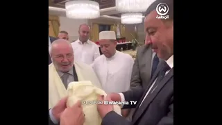 والي وهران الجزائرية ... يكرّم الدكتور محمد راتب النابلسي