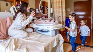Keem and Kade Meet Their Baby Sister for THE FIRST TIME!!