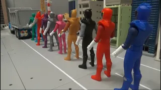 Power Rangers 10 rangers ride dump truck 파워레인저 10명 레인저스 덤프트럭 타기