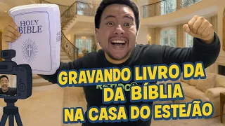 GRAVANDO LIVRO DA BÍBLIA NA CASA DO ESTEVÃO