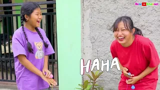 BAYI LUCU KENA LATO LATO MAIN DI KOLAM RENANG MINI !!