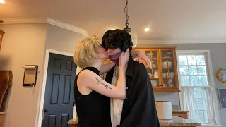HotWings Makes CakePops VOD (BNHA Cosplay)