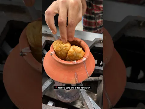 Momos in Matki😱😳 #shortsfeed #foodshorts #foodies #foodvlog #streetfoodindia #foodblogger