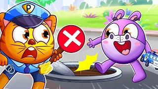 Don't Play on the Manhole Cover 😨  | DooDoo & Friends