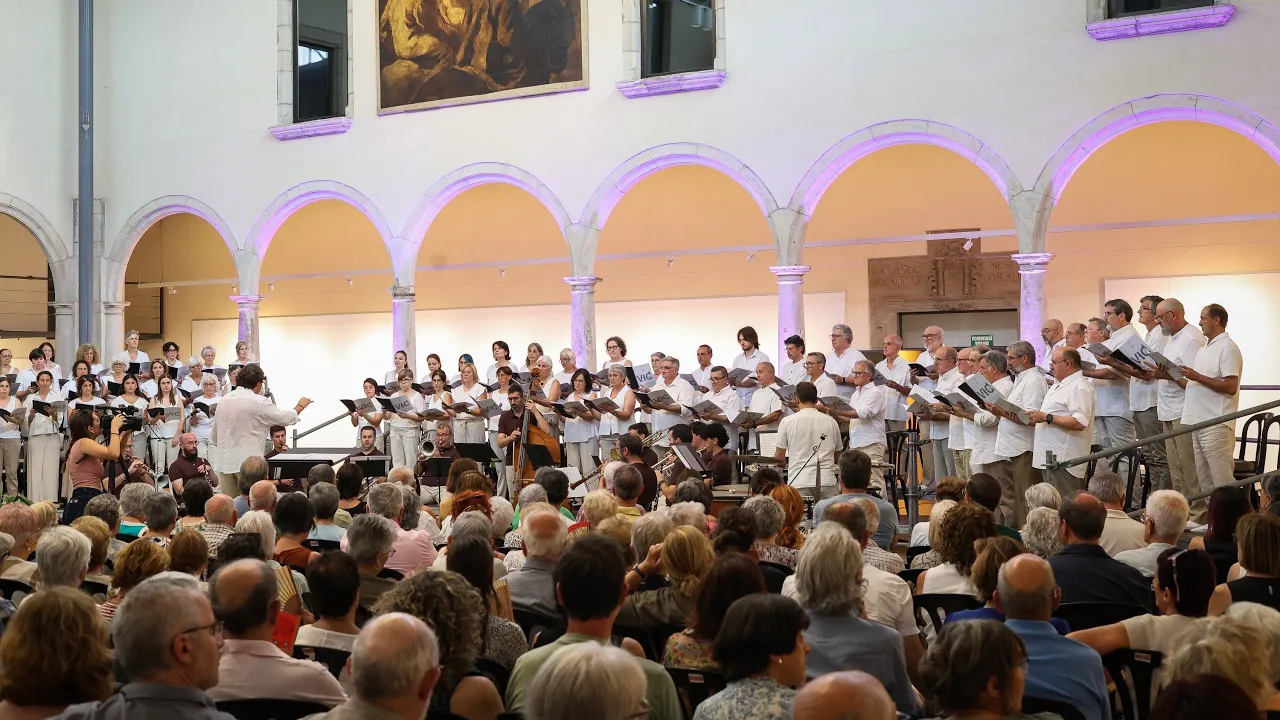 ‘El cant d’un poble’ uneix l’Orfeó Vigatà i la Cobla Sant Jordi en un concert de Festa Major