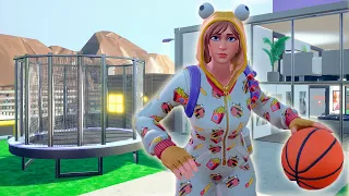 Aquí no hay quien viva Fortnite 259 😆  MOLESTANDO A MI NIÑERA 🥴