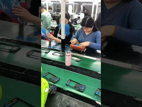 Smartphone assembly: Skilled workers improve efficiency, reduce errors, and ensure quality