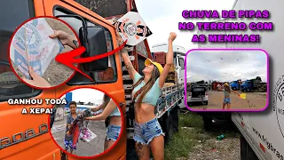 PARAÍSO DA XEPA - Ela Pegou A Pipa Assinada do Corinthians que Caiu nos Caminhões!