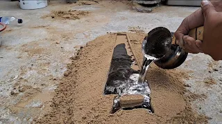 صناعات من صهر المعادن فن صب Metal smelting art and industries and recycling new spike casting￼