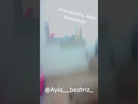 LUCCAS NETO PRINCESINHA AYLA ASSISTINDO NO FÃ CLUBE