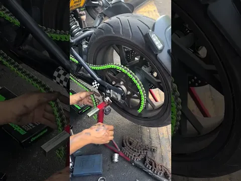 Why do you wrap tape around a chain🫡 #shortvideo
