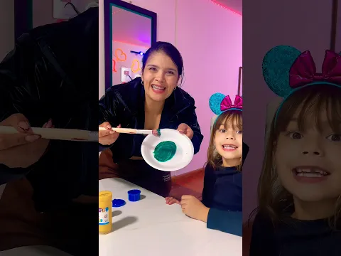 COMO HACER PINTURA VERDE FÁCIL Y RÁPIDO 🥝💚#shortviral #humor #comedia #familiaibañez