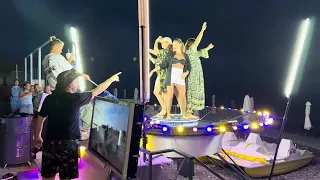 Макс затейник и веселая команда! Понеслась! Лазаревское 2024. 🔥ANDODANCE - изготавливаем  платформы🔥