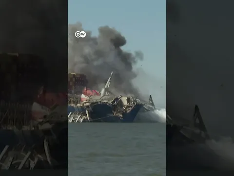 50 दिन बाद भी जहाज पर ही अटका क्रू [Crew of ship that hit Key Bridge still on board 50 days later]