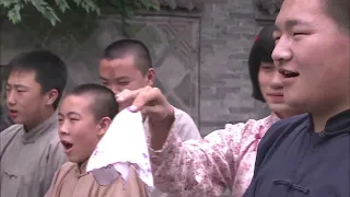 日本武士包圍了功夫高手，誰知下秒就被一拳打飛20米遠！特種兵丨抗戰丨功夫