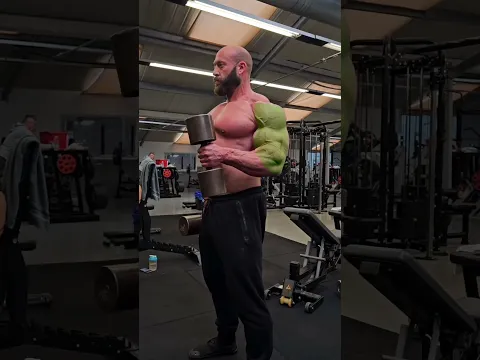 3 Tweaks To Improve Your Form At The Gym #formtips #workouttips