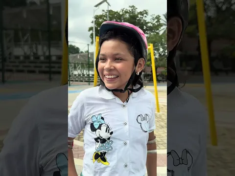 Mi Hija pierde el resto patinando
