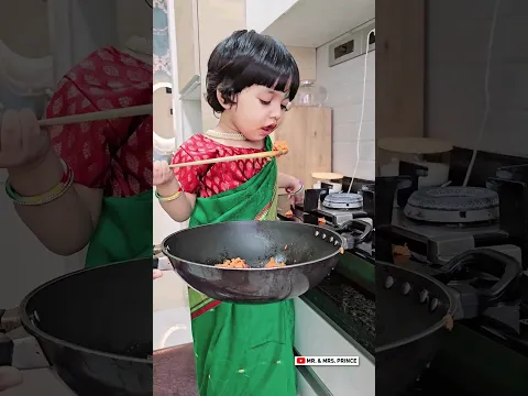 Baby Cooks Gajar Ka Halwa 😋 For Kids #ytshorts #amyratalks #shorts #youtubeshorts #fun #funny