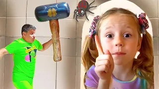 Nastya đang chơi trò chơi tuổi thơ trốn tìm với bố ở nhà
