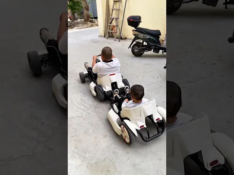 Le Mystère de la Batterie Disparue 🔋🚗👨‍👦✨