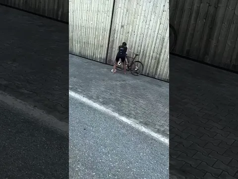 She won the race by cheating #shortvideo