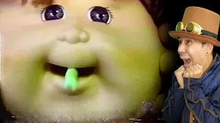 SE VOCÊ VER ESSE BRINQUEDO CORRA RÁPIDO! (OS 10 BRINQUEDOS MAIS AMALDIÇOADOS DO MUNDO)